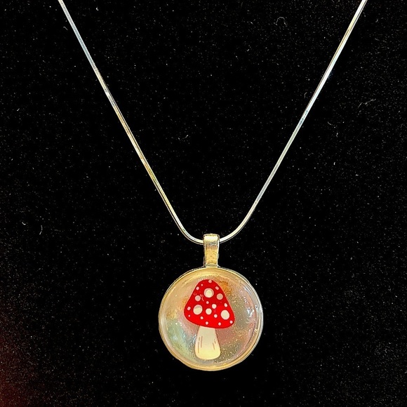 Mushroom Stainless Steel Necklace. - Picture 4 of 4